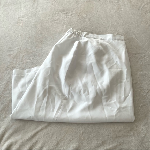 NWT divinity 2-Piece jacket & skirt gershon set - Picture 10 of 16